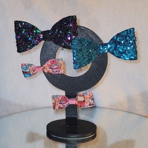 Set of 4 Girls Hair Bows Glitter and Cupcakes